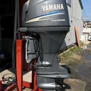 Yamaha 115hp 4 STROKE Outboard Motor Engine